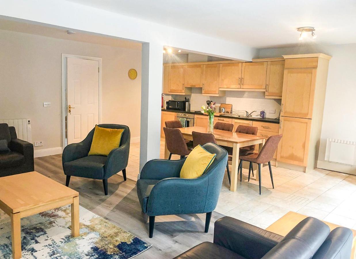 Old Court Holiday Homes Terryglass - Sleeps 6 By Trident Holiday Homes Exterior foto
